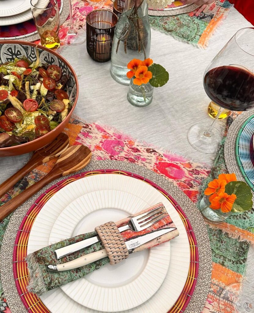 colorful-styled-dinner-table-inspiration-sun-cookery